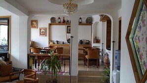Luokittelematon kuva, 3 kautta 14, painike