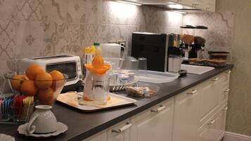 Desayuno bufé gratuito y diario