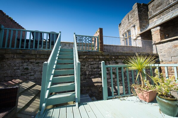 Premier Suite, 1 King Bed, Terrace | Terrace/patio