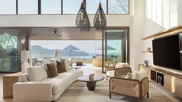 Room, 3 Bedrooms, Private Pool, Ocean View | Lounge | 2 bars/lounges, 2 poolside bars