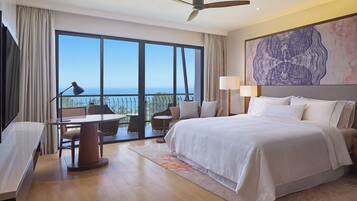 1 bedroom, down duvets, pillow-top beds, minibar