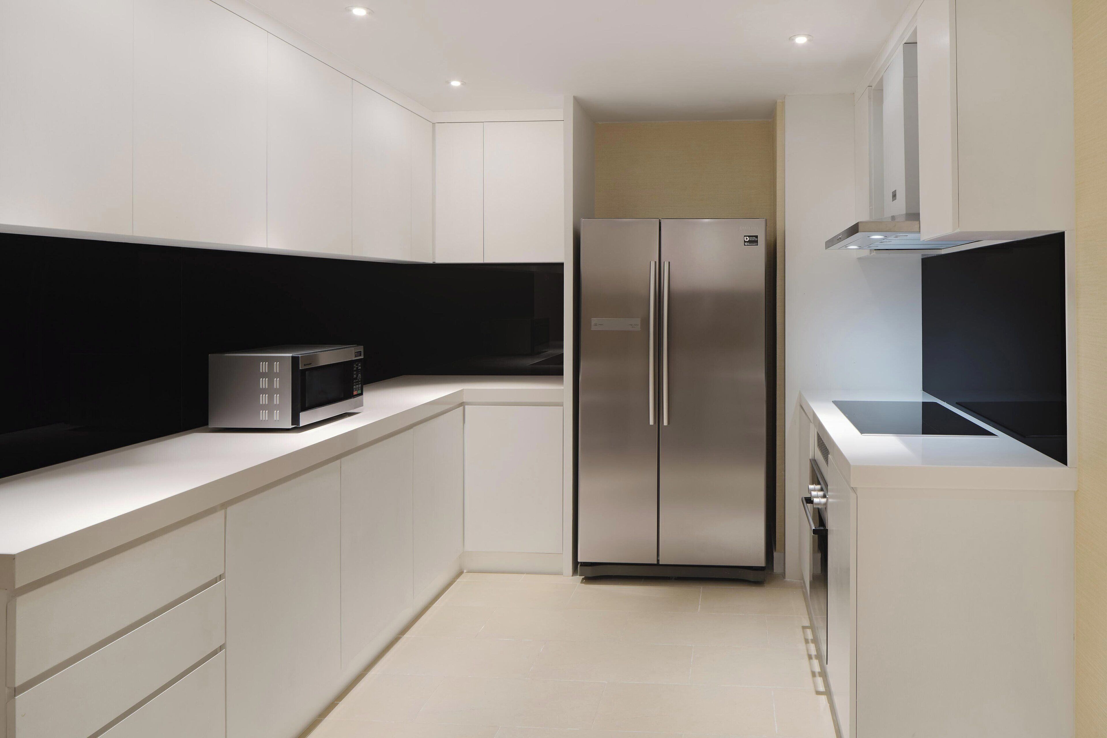 presidential suite, 1 bedroom, non smoking, sea view | private kitchen | mini-fridge, coffee/tea maker, electric kettle