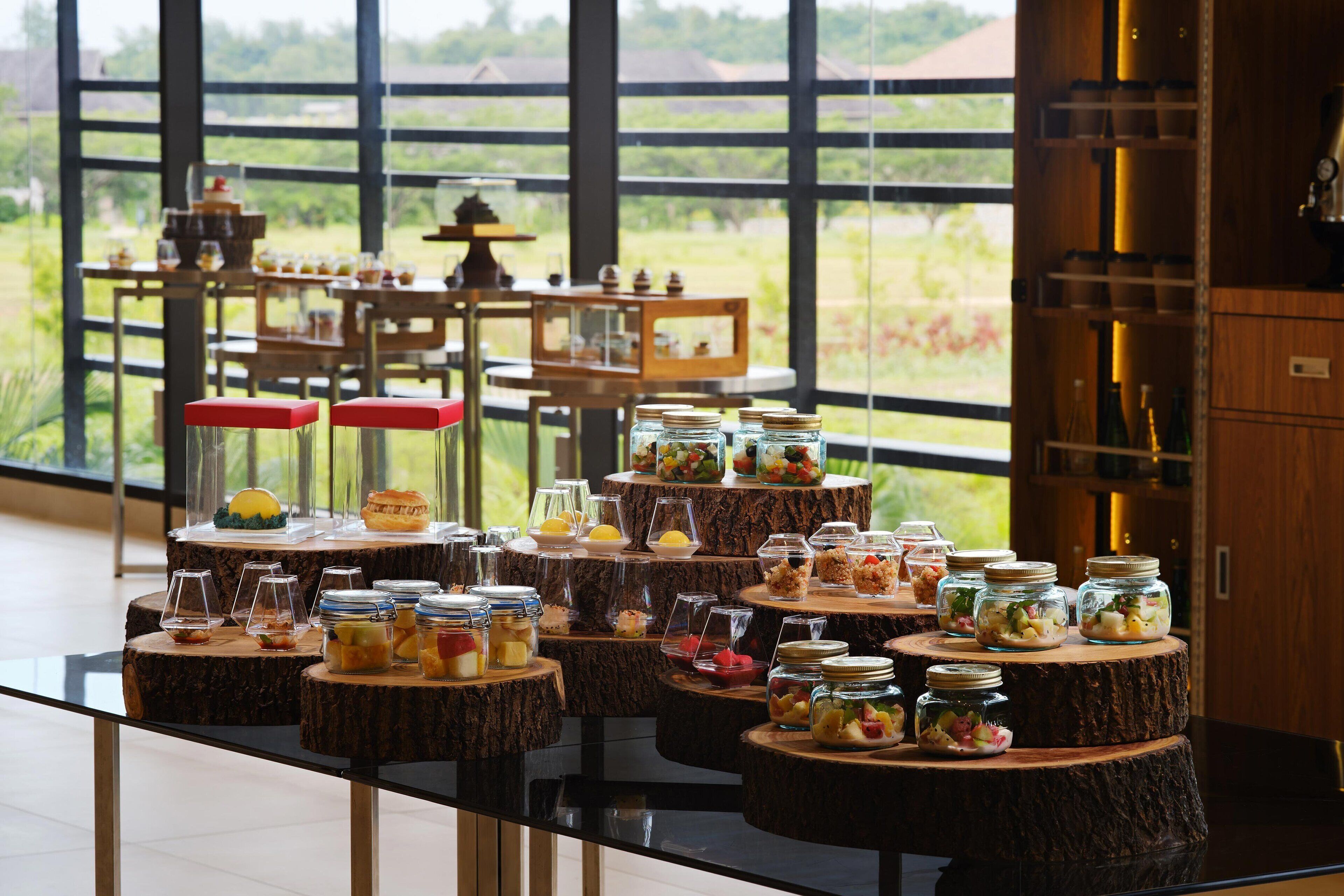 daily buffet breakfast (myr 98 per person)