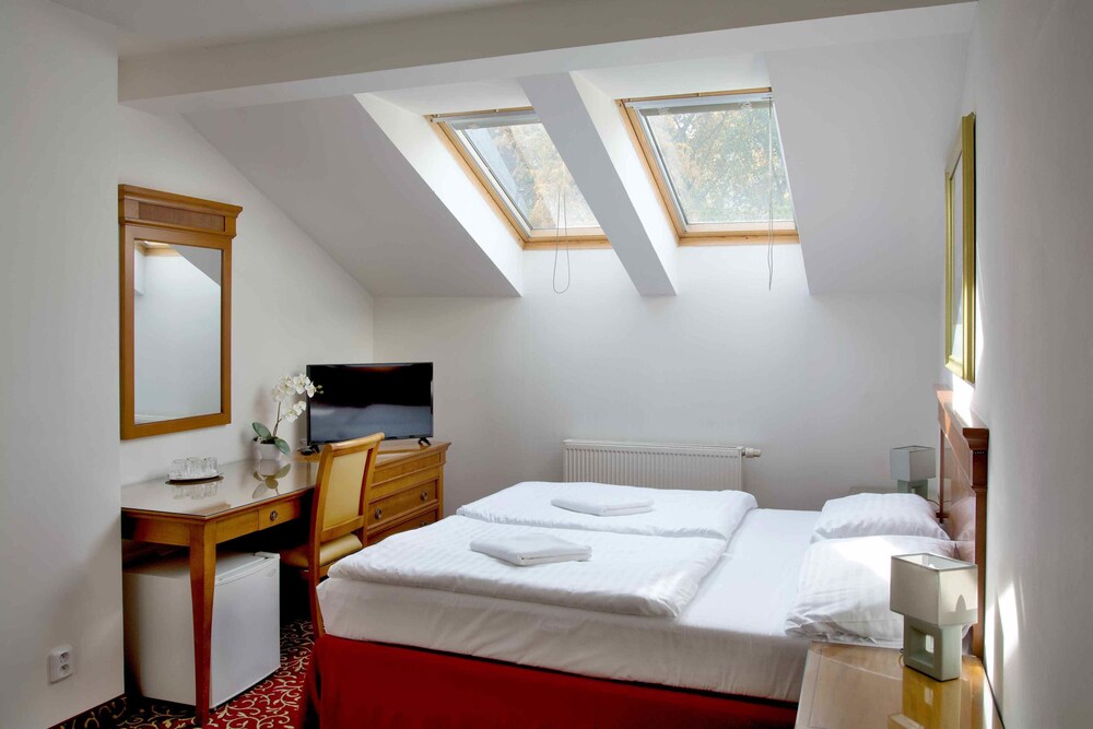 Hotel Romania by null