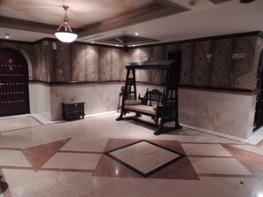 Interior - ORIENTAL PALACE HOTEL APARTMENT (Dubai)