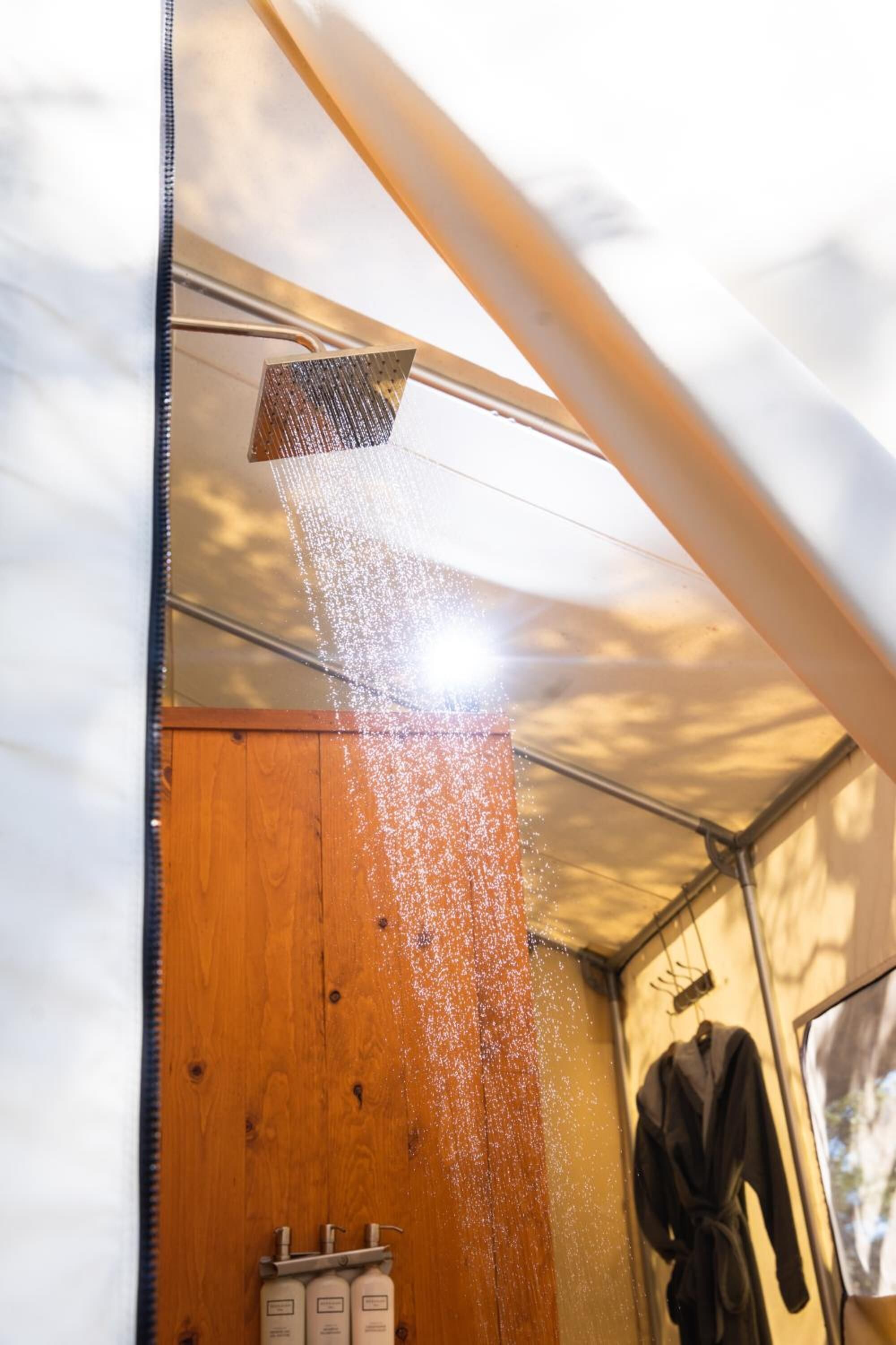 shower, rainfall showerhead, free toiletries, bathrobes