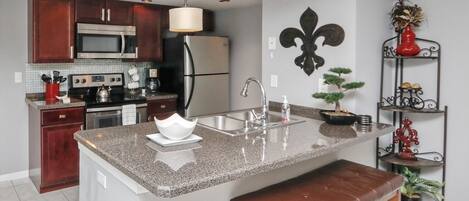Welcome to Harry Potters! | In-room dining