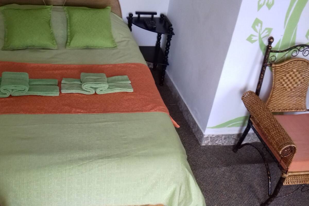 Double Room, 1 Queen Bed, Private Bathroom, Garden View | In-room safe, desk, WiFi (free), bed sheets
