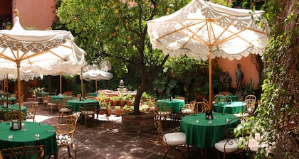 Hotel Carmina