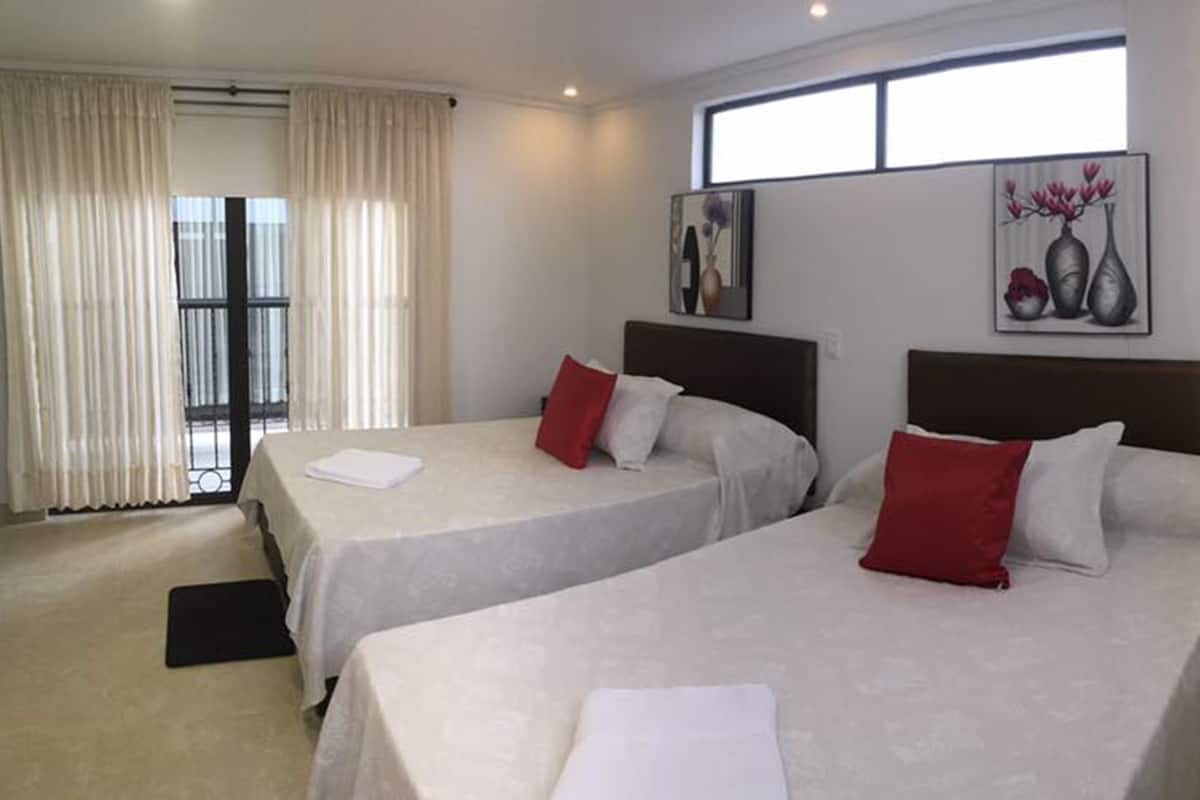 Triple Room, 3 Single Beds