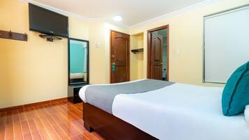 Caja de seguridad en la habitación y escritorio