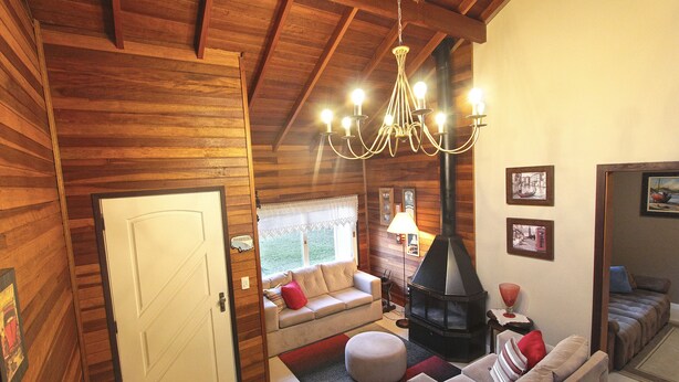 Ferienhaus, 4 Schlafzimmer | Wohnzimmer | Flachbildfernseher, Kamin