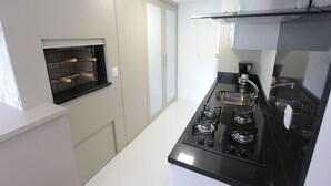 Apartment, 2 Bedrooms | Private kitchen - My Home - Lyon (Gramado)