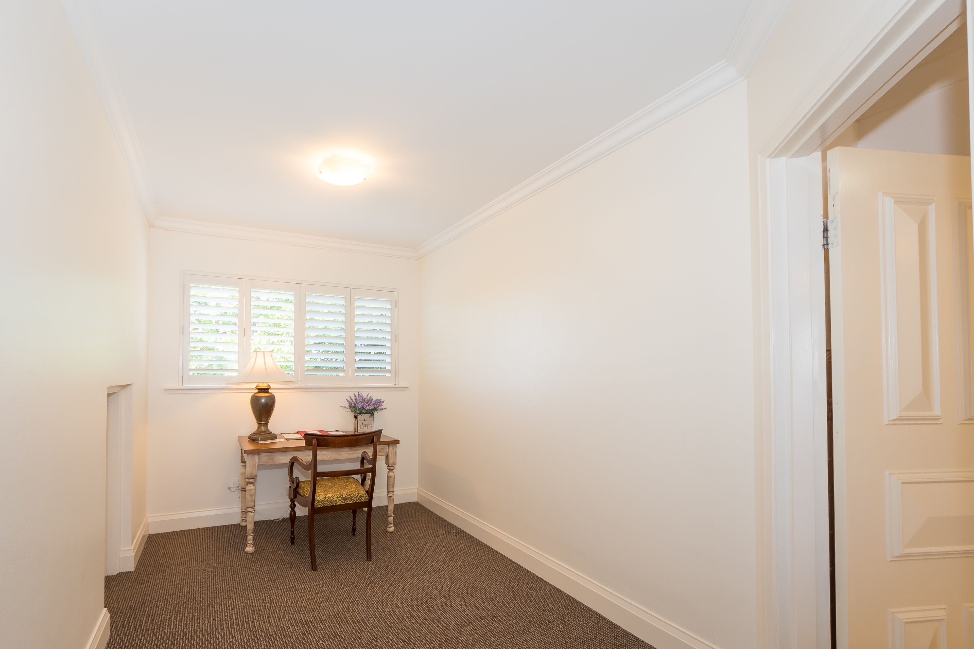 premier studio, 1 king bed, river view | living area | tv, dvd player