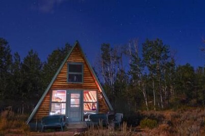 Moose Haven Cabin@22 West Cabins 18 miles from Walden, 80 miles from Steamboat.