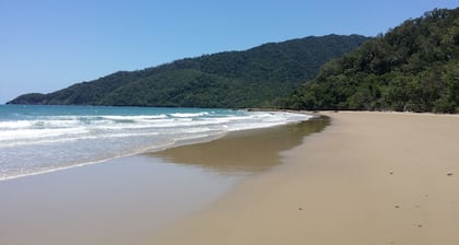 Wompoo Retreat - Mangostan Bungalow mit Aussicht