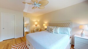 2 bedrooms, iron/ironing board, Internet, bed sheets