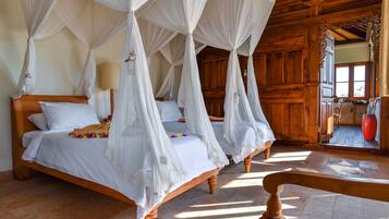 2 bedrooms, desk, free WiFi, bed sheets