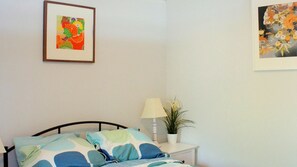 1 bedroom, iron/ironing board, WiFi, bed sheets