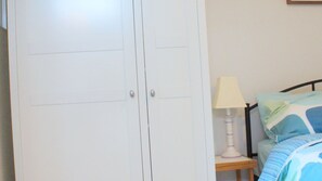 1 sovrum, strykjärn/strykbräda, wi-fi och sängkläder