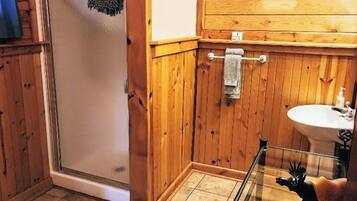 Jetted tub, hair dryer, towels, soap