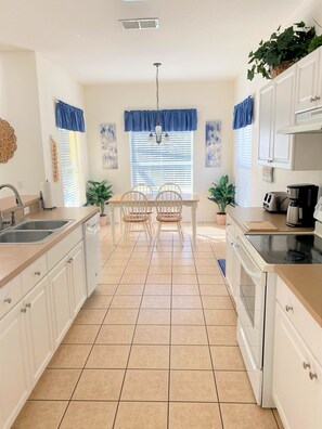 Fridge, microwave, oven, stovetop - 2 Master Suites and a Private South Facing Pool with a Forest View with a Games Room for the kids. (Kissimmee)