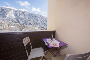 Balcony - Grand Roc B207 260m from Slopes, View, Parking & WiFi, Argentière (Chamonix), France (Argentière (Chamonix))