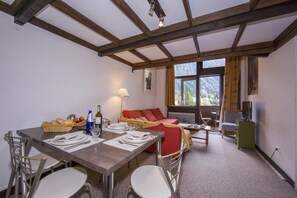 Interior - Résidence Grand Roc - Bruyères 207, Argentière (Chamonix), France (Argentière (Chamonix))