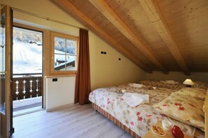 Bedroom - Arcobaleno, Livigno, Italy (Livigno)