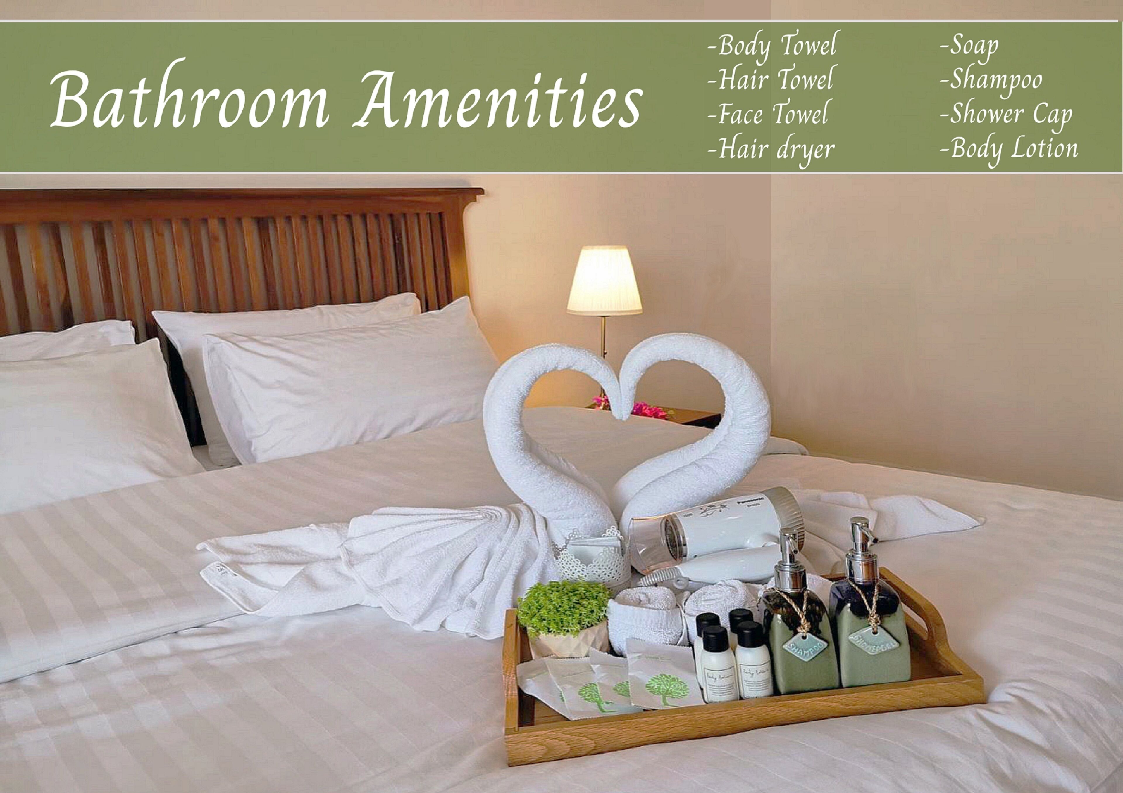 combined shower/bathtub, deep-soaking bathtub, free toiletries