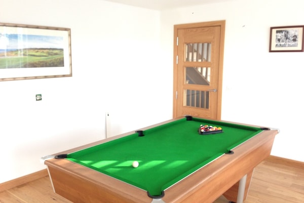 Spielezimmer