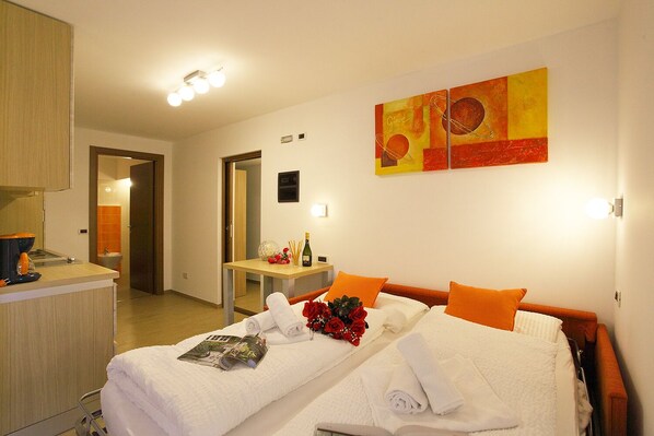 2 bedrooms, free WiFi, bed sheets