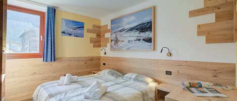 2 bedrooms, free WiFi, bed sheets