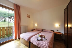 3 chambres, Wi-Fi gratuit, draps fournis