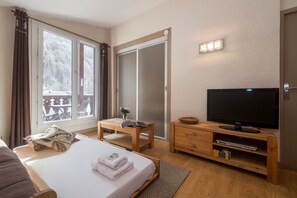 1 sovrum, strykjärn/strykbräda, internet och sängkläder