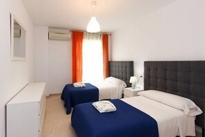 2 makuuhuonetta, vuodevaatteet