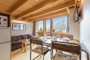 Interior - Résidence Grand Roc - Campanules 403, Argentière (Chamonix), France (Argentière (Chamonix))