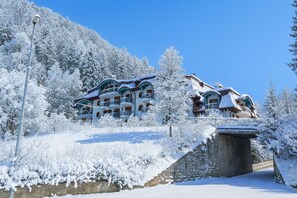 Exterior - Résidence Le Cristal - Mont Blanc 18, Argentière (Chamonix), France (Argentière (Chamonix))