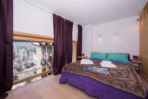 Bedroom - Grand Roc C306 280m from Slopes, View, Parking & WiFi, Argentière (Chamonix), France (Argentière (Chamonix))