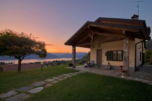 Property grounds - Oasi di Castelveccana Apt Pool and View, Castelveccana, Italy (Castelveccana)