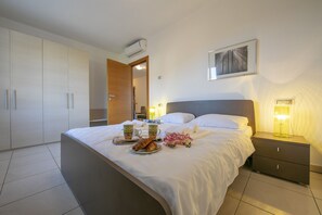 2 bedrooms, free WiFi, bed sheets, wheelchair access - Vista di Maccagno Fantastico Pool, Maccagno con Pino e Veddasca, Italy (Maccagno con Pino e Veddasca)