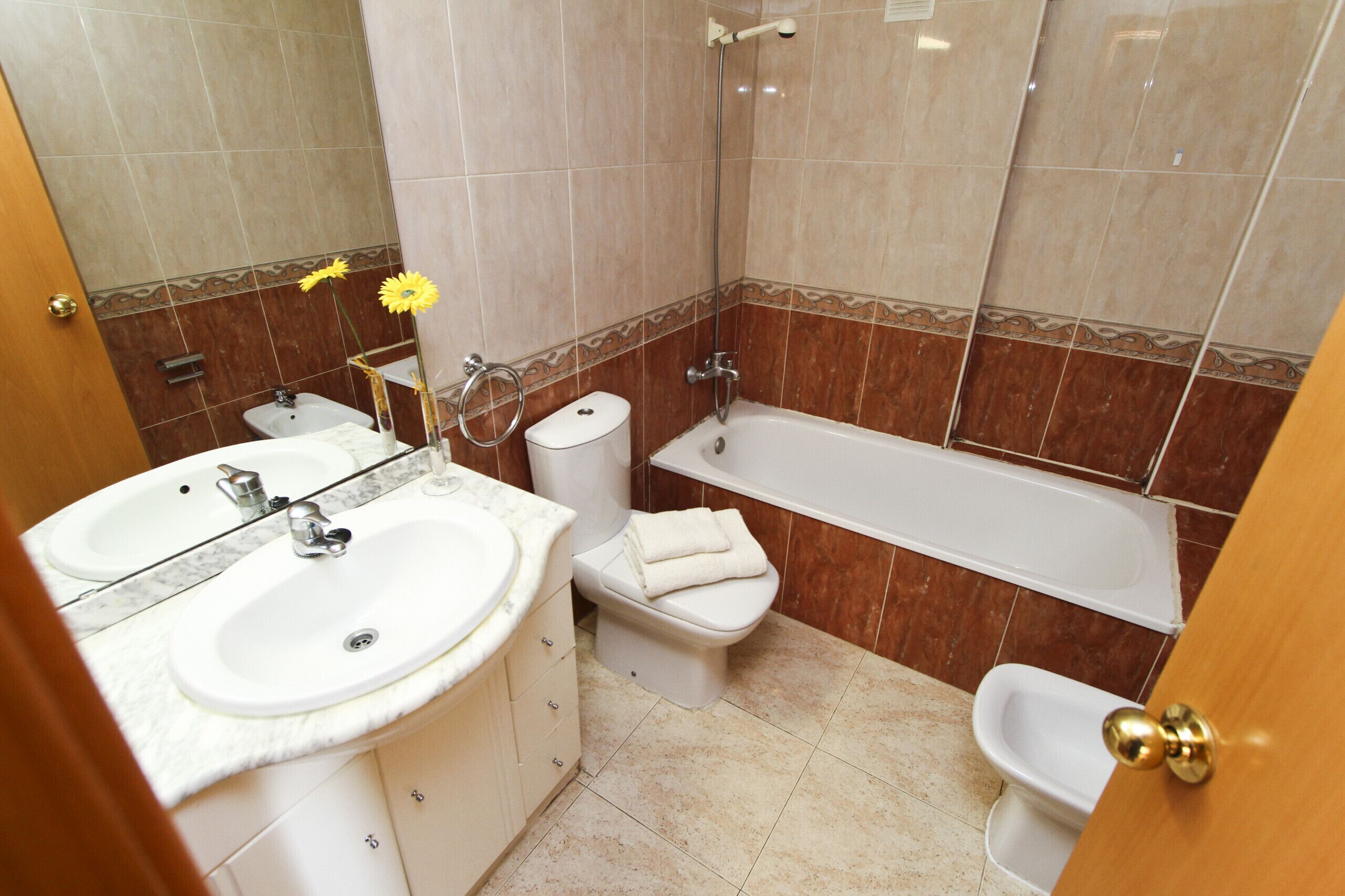 Complete bathroom