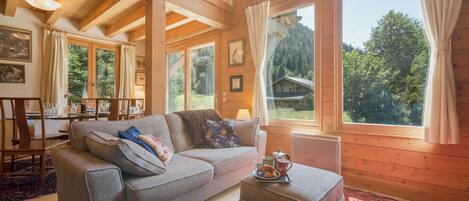 Télévision, cheminée