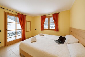 2 bedrooms, free WiFi, bed sheets