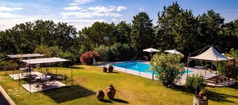 Cottage Pino Rural Tuscan retreat in Stunning Hilltop castle