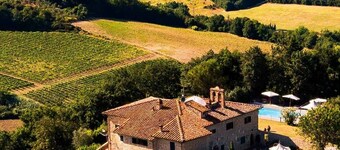 Cottage Pino Rural Tuscan retreat in Stunning Hilltop castle