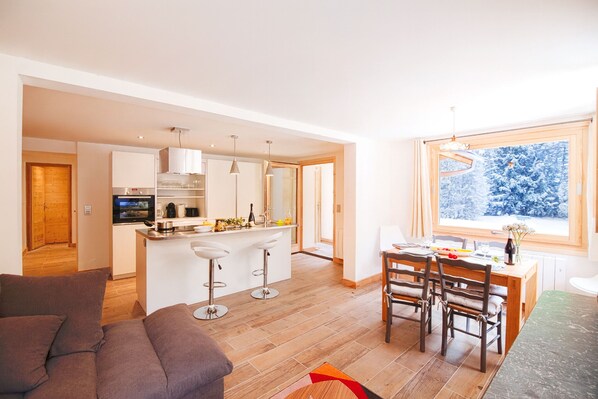 Living and dining room