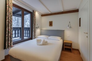 3 室のベッドルーム、ベッドシーツ