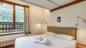 3 室のベッドルーム、ベッドシーツ