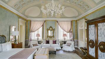 Premium bedding, down comforters, in-room safe, soundproofing